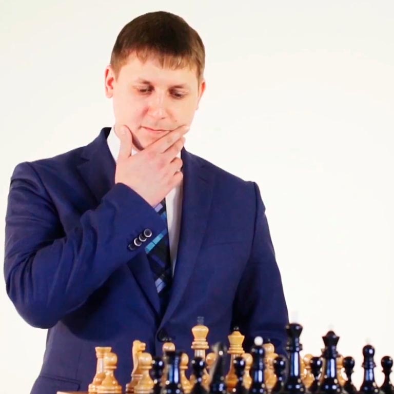 Проект "Макси - это люди". Павел. Юрист